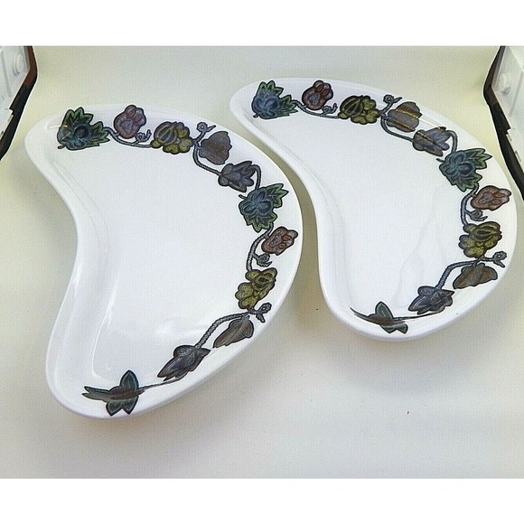 Homer Laughlin China Pristine Crescent Salad Plate Pin Dot Floral Vine Set of 2 - Picture 1 of 9